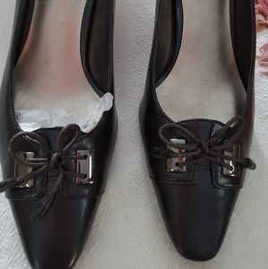 Women's shoes